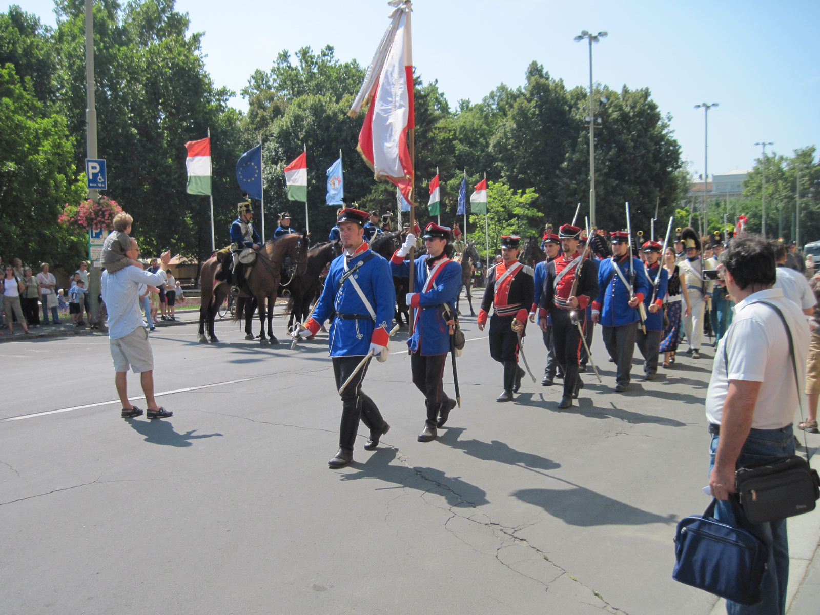 huszár felvonulás szeged