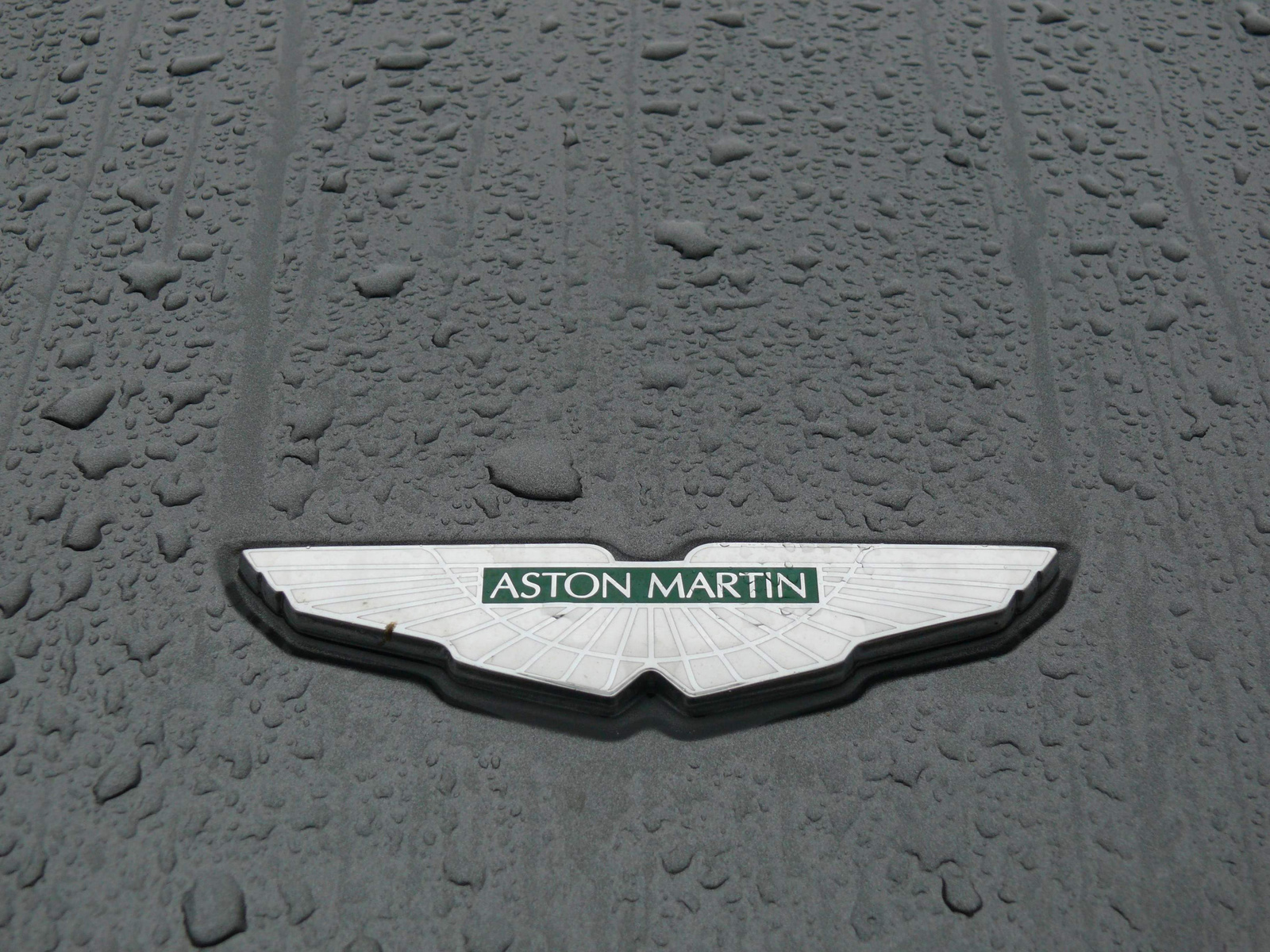 Aston Martin DB9 Volante