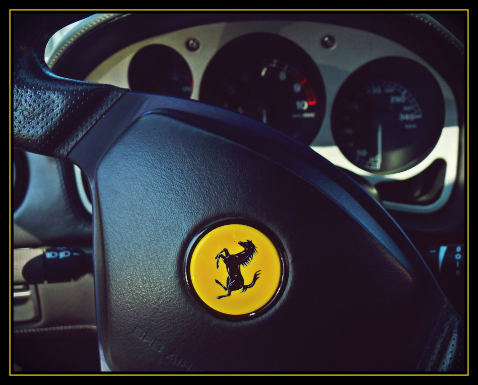 Ferrari Steering Wheel (kormánykerék)