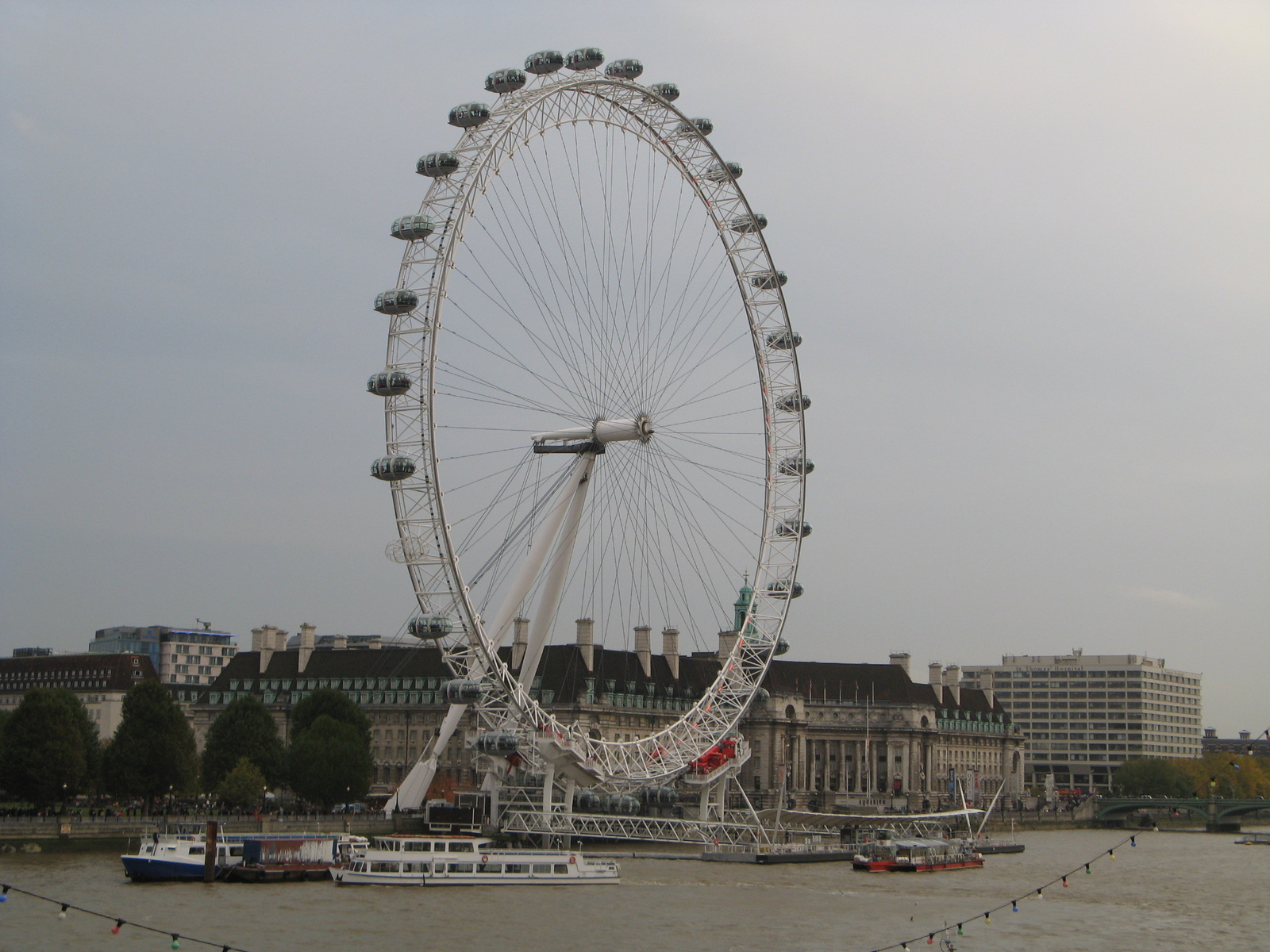 48 London Eye