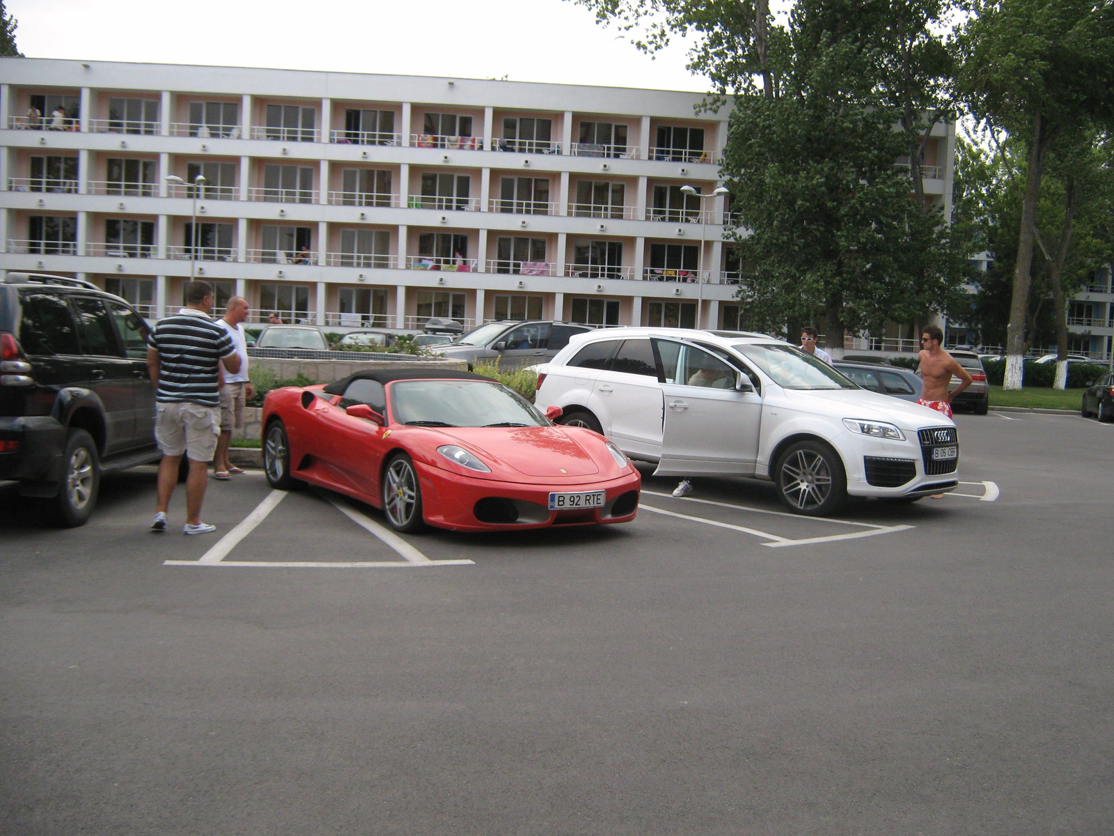 Q7 v12 & Ferrari F430