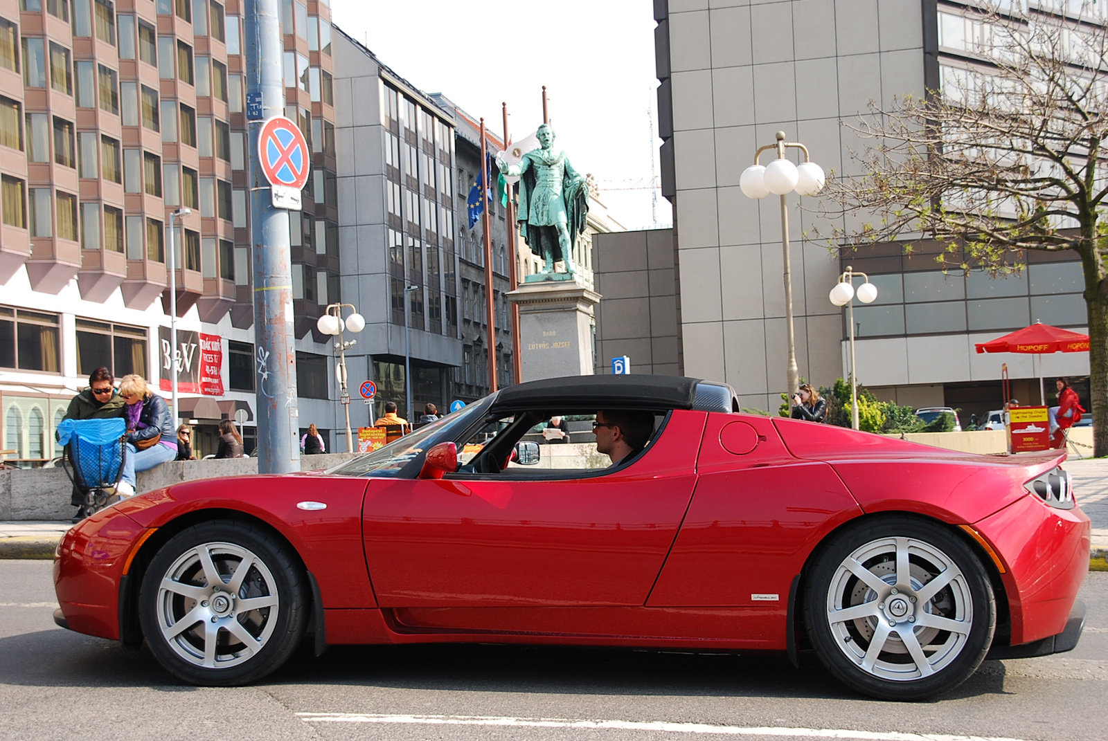 Tesla Roadster