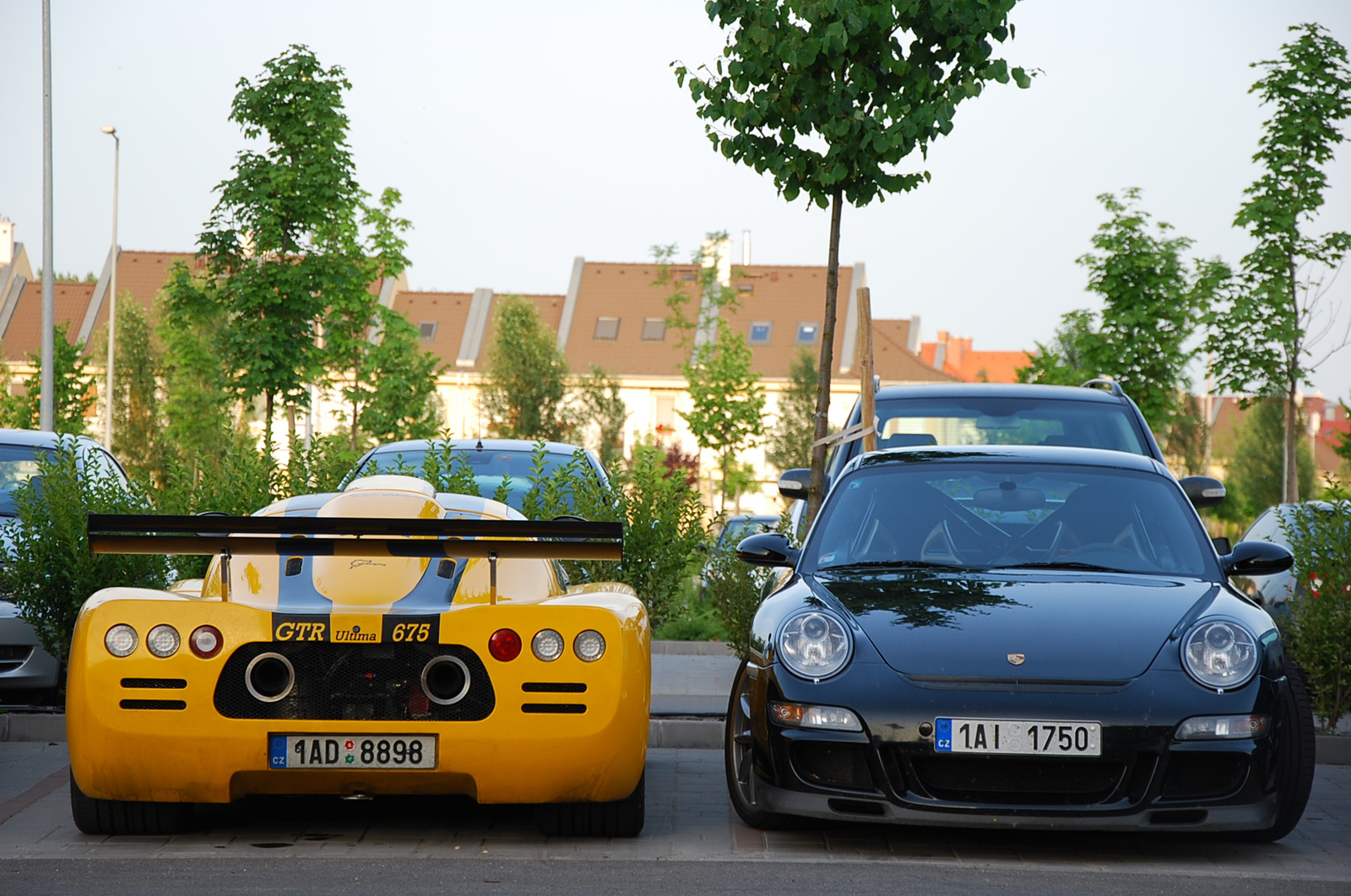 Ultima GTR - Porsche 911 GT3