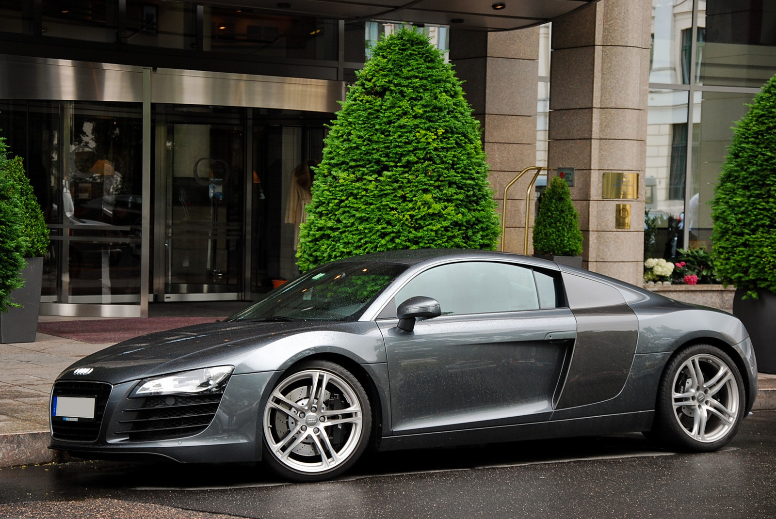 Audi R8