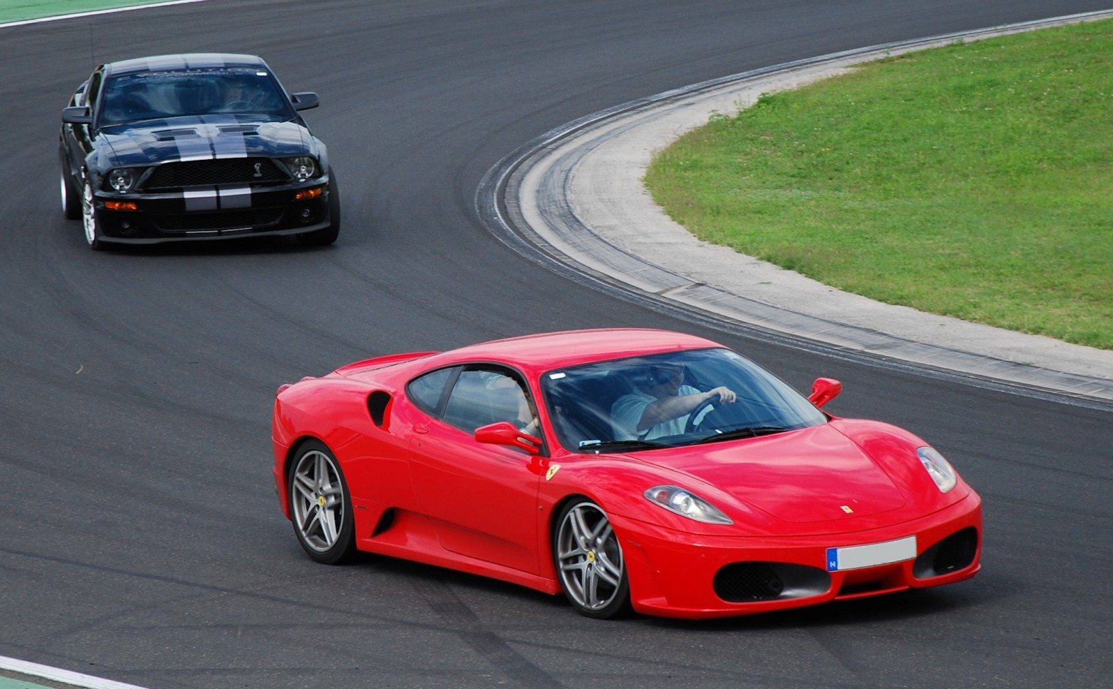 Ferrari F430 - Shelby GT500