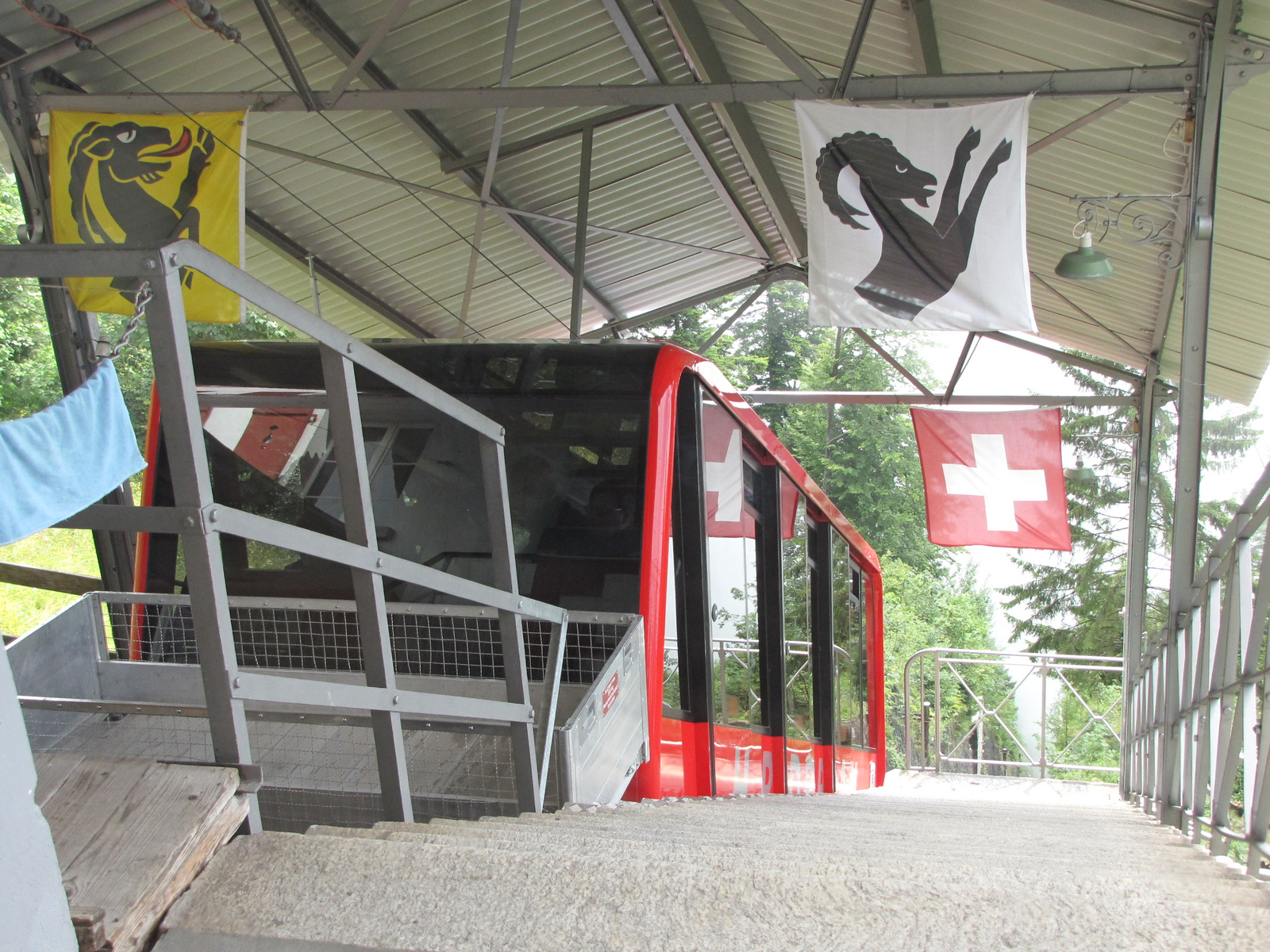Svájc, Interlaken, Harderbahn, SzG3