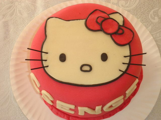 Hello Kitty torta