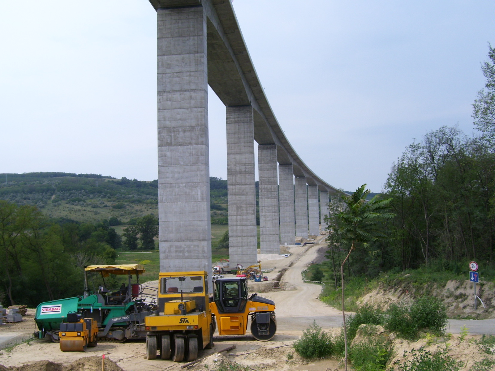 A kőröshegyi viadukt