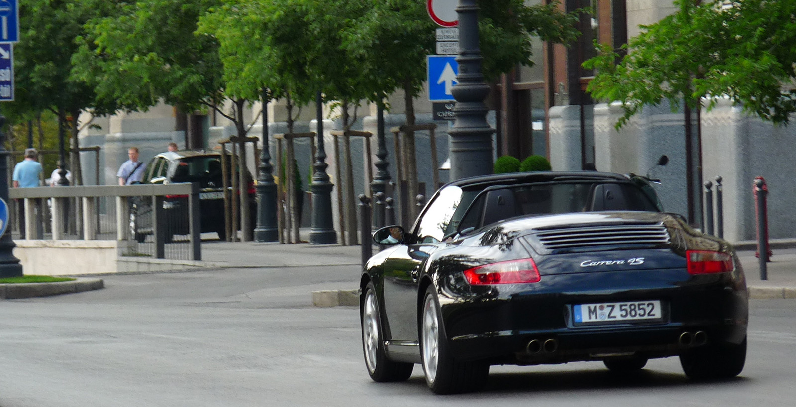 Porsche 911 Carrera 4S Cabriolet