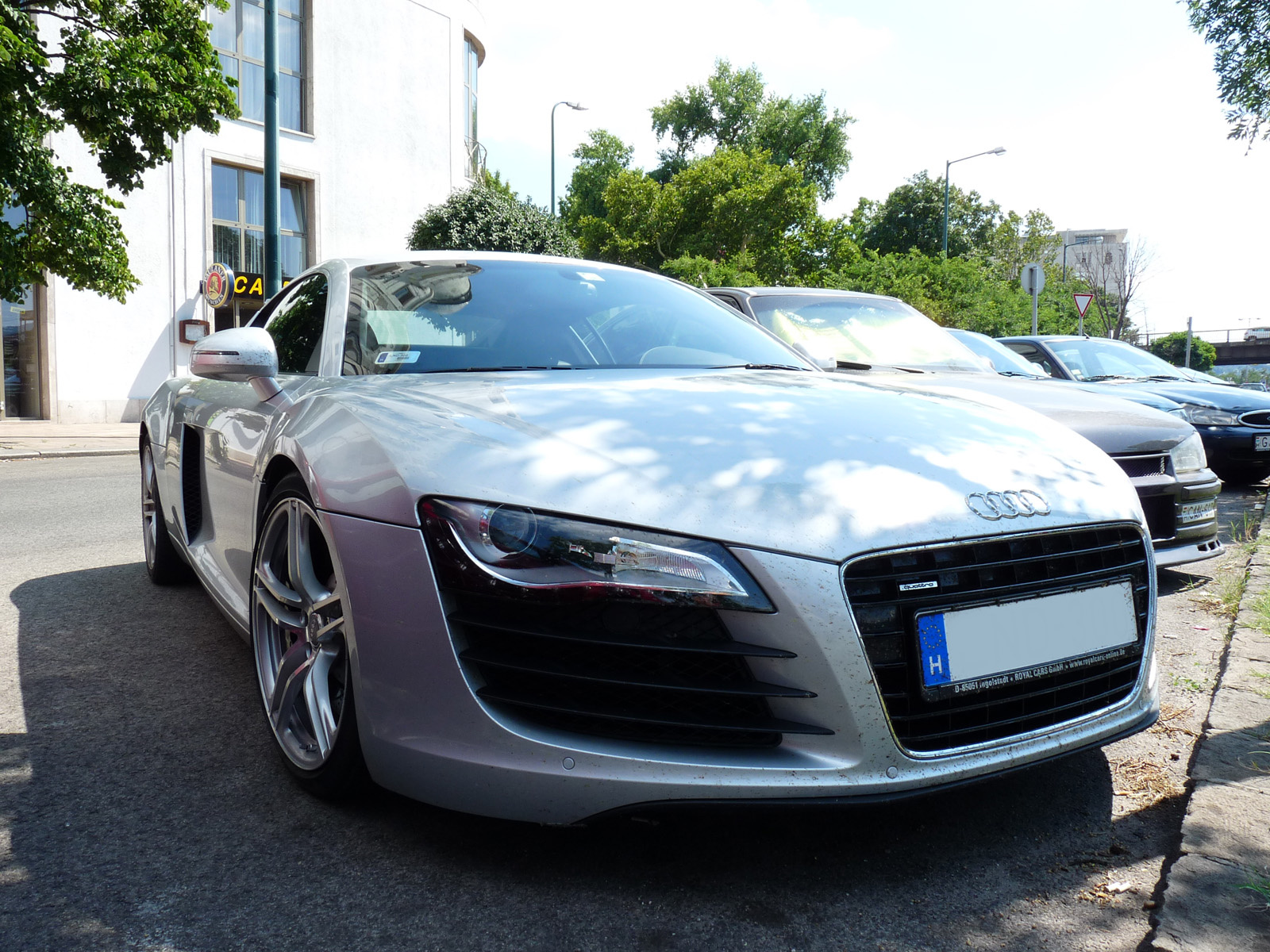 Audi R8