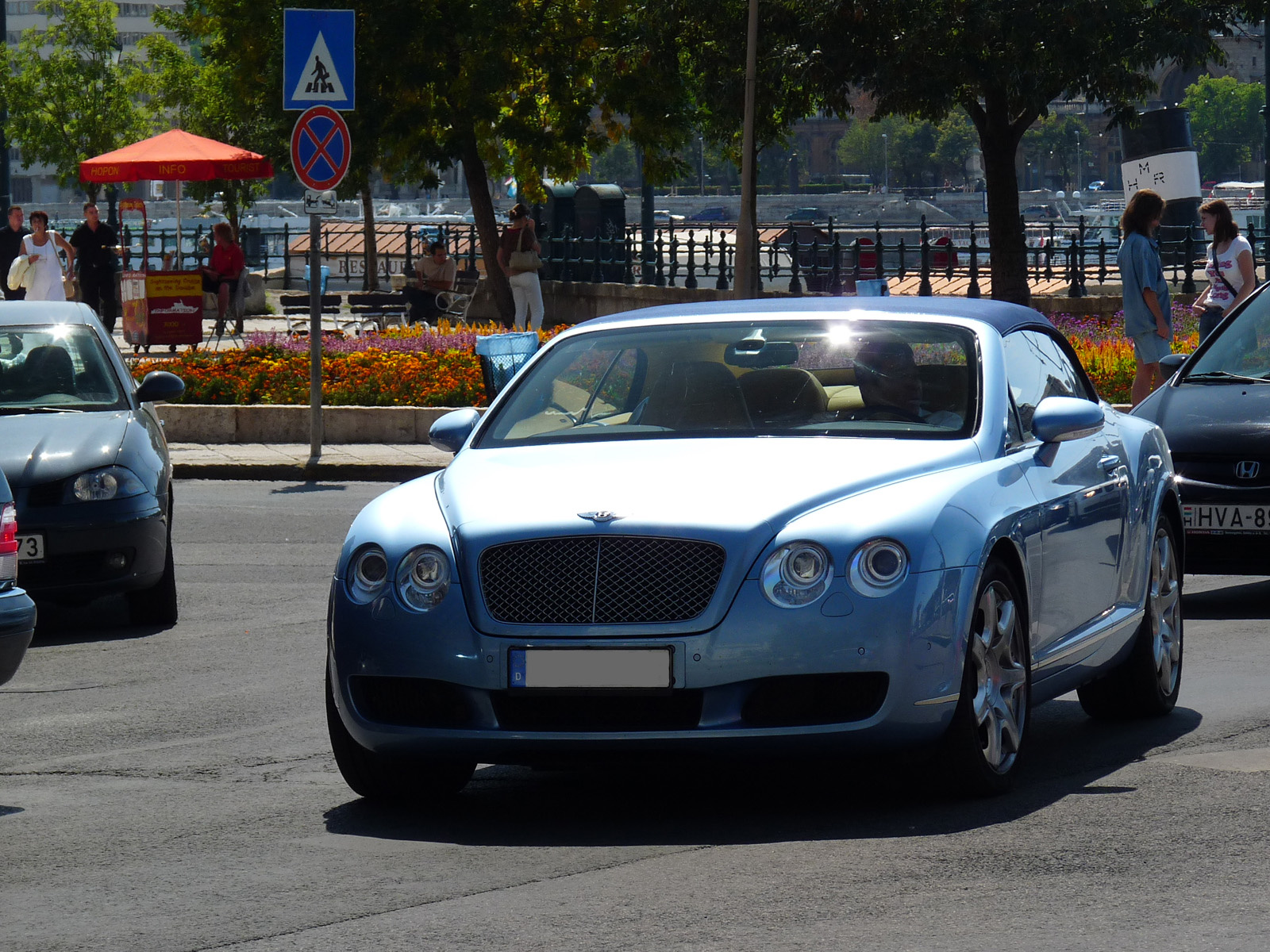 Bentley Continental GTC