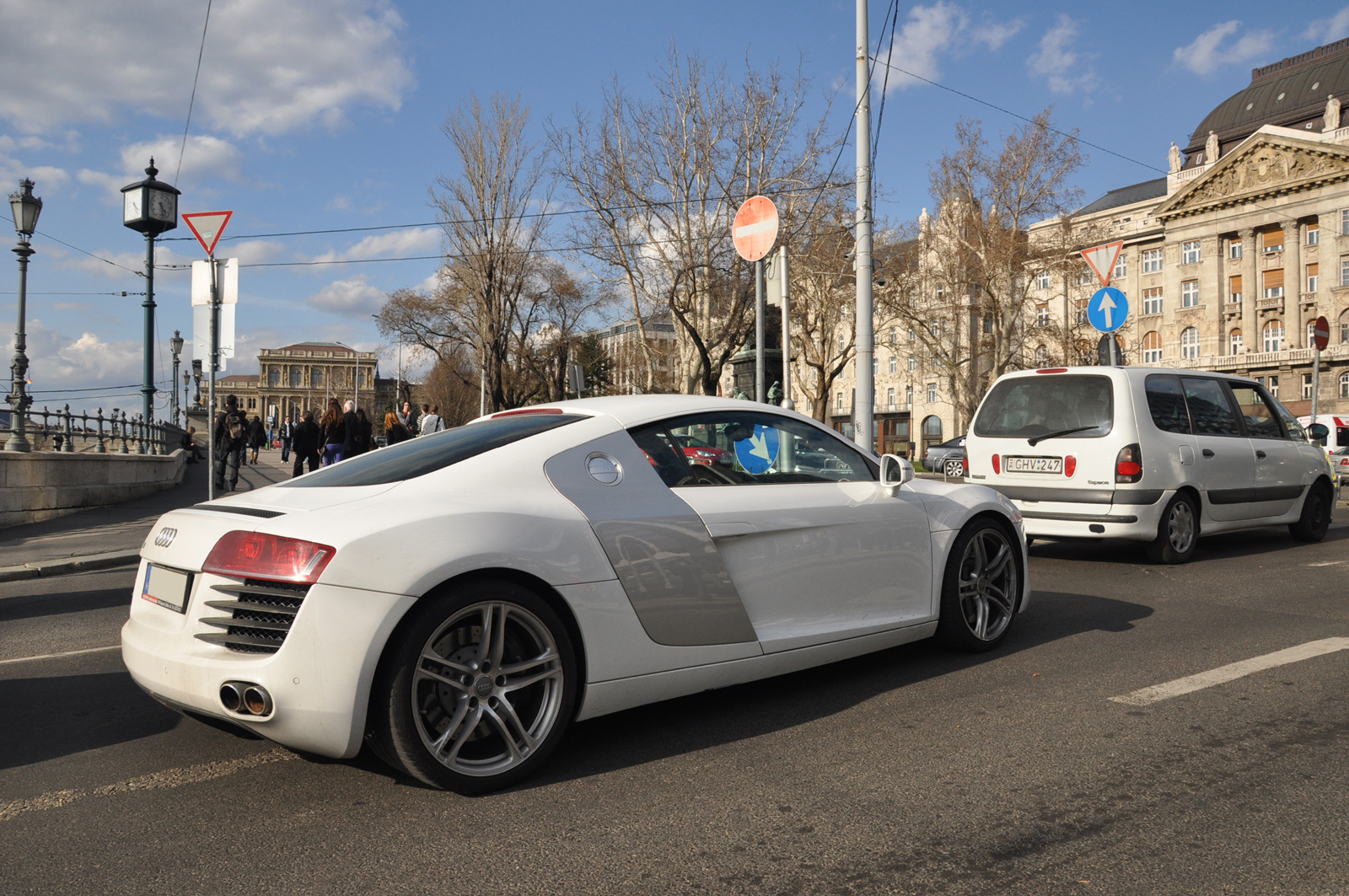 Audi R8