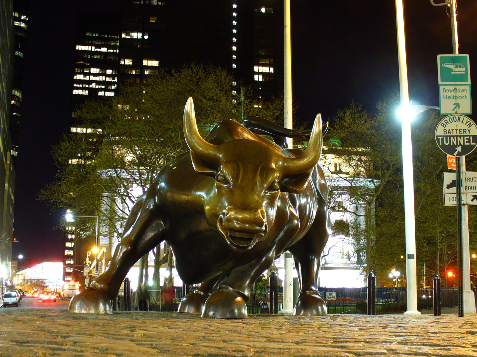 USA - U S copper bull in New York