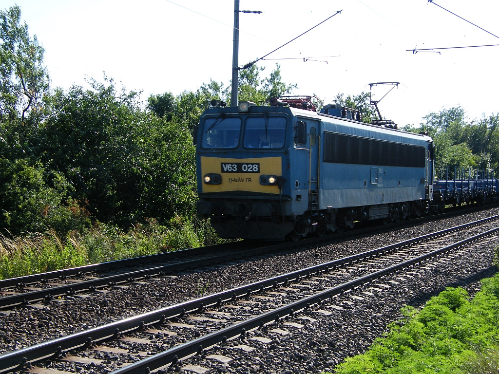 V63 028