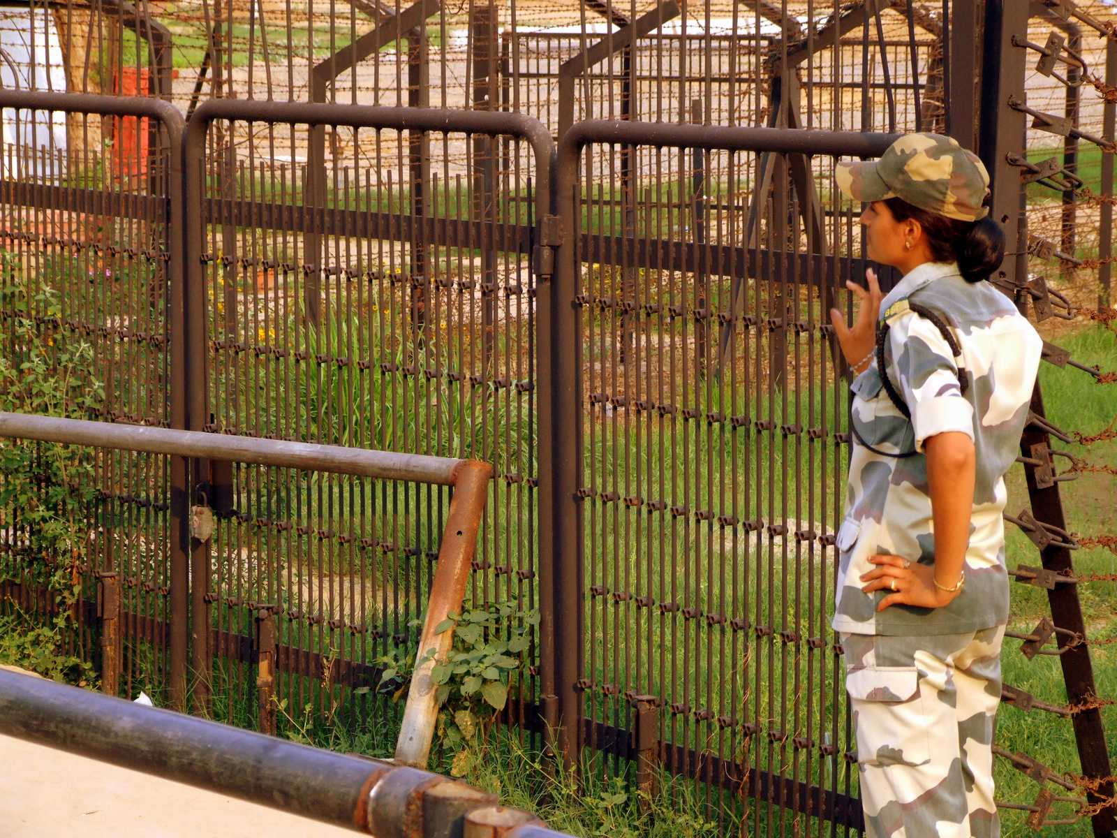 Wagah, az Indiai - Pakisztáni határátkelő - szögesdrót