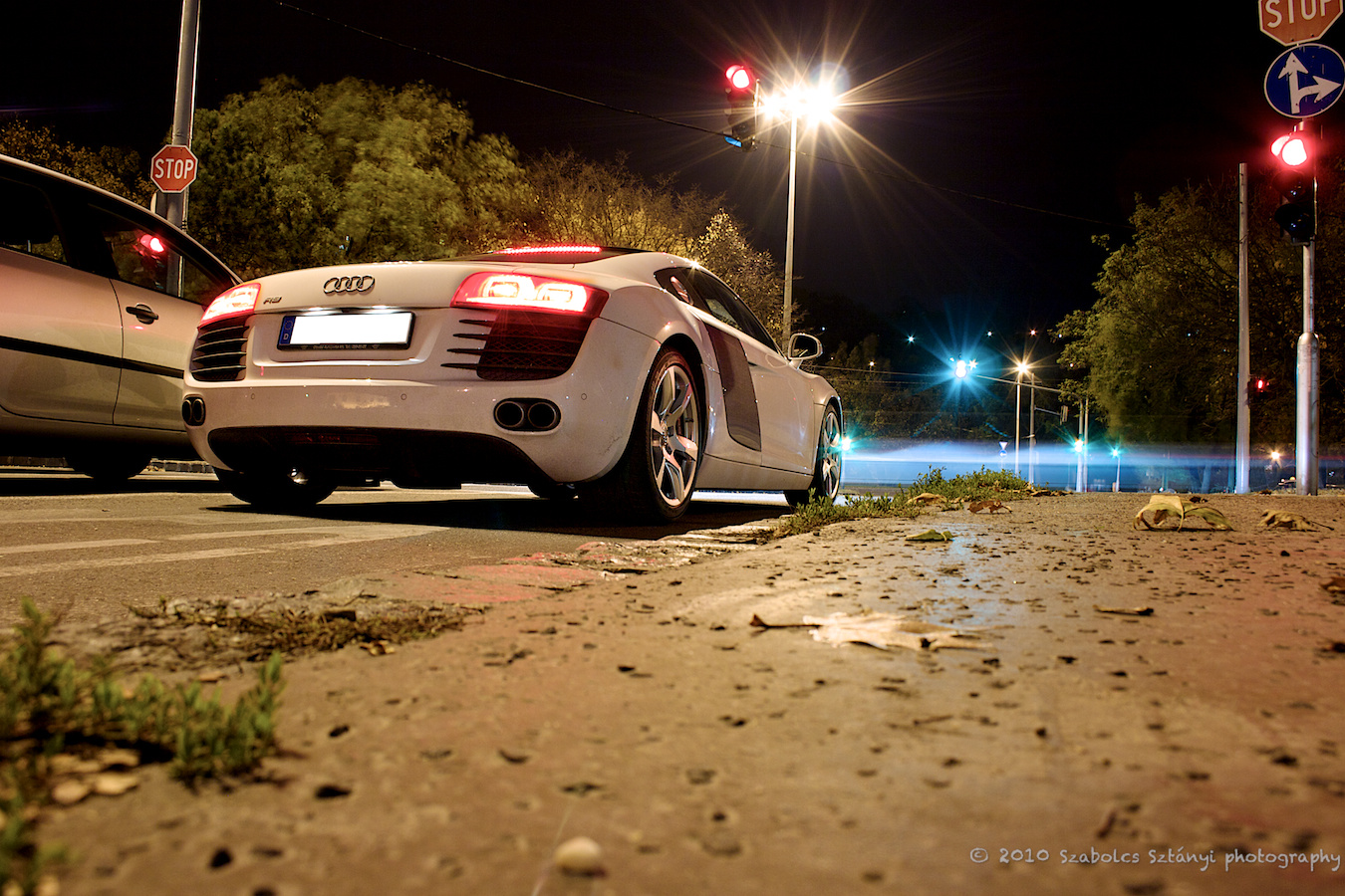 Audi R8 at night