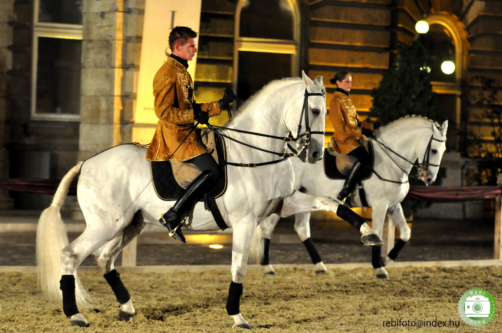 epona spanyol lovasiskola