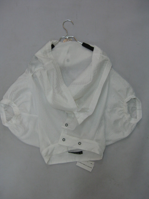 90923A-20 DKNY WHITE COTTON SILK TOP SIZE 2 4 6(BACK) PRICE USD 