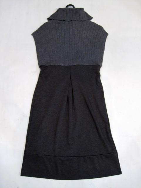 90924B-03  MOSCHINO GREY WOOL JERSEY&WOOL JERSEY DRESS SIZE ONE 