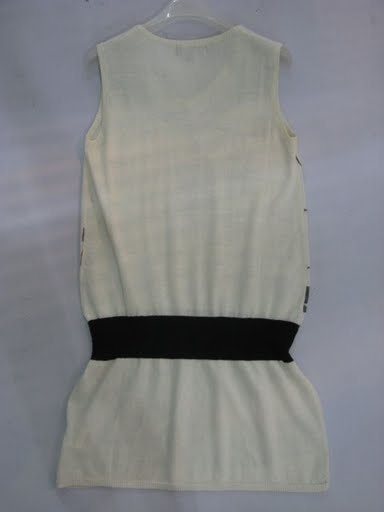 90730A-18 LV WHITE WOOL JERSEY DRESS SIZE 2 4(BACK) PRICE USD 42