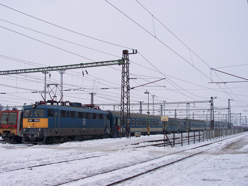 V43 - 1010 Kiskunfélegyháza (2010.12.29).01