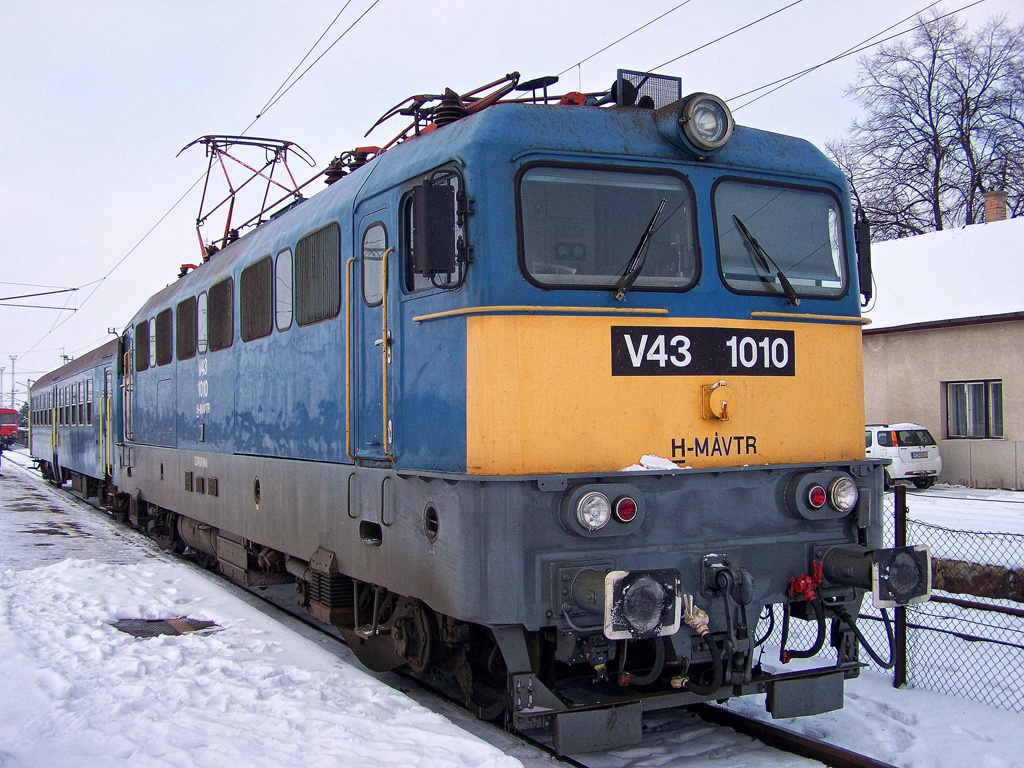 V43 - 1010 Kiskunfélegyháza (2010.12.29).