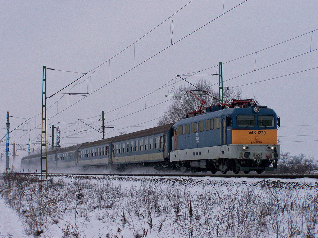 V43 - 1229 Kiskunfélegyháza (2010.12.29).02.