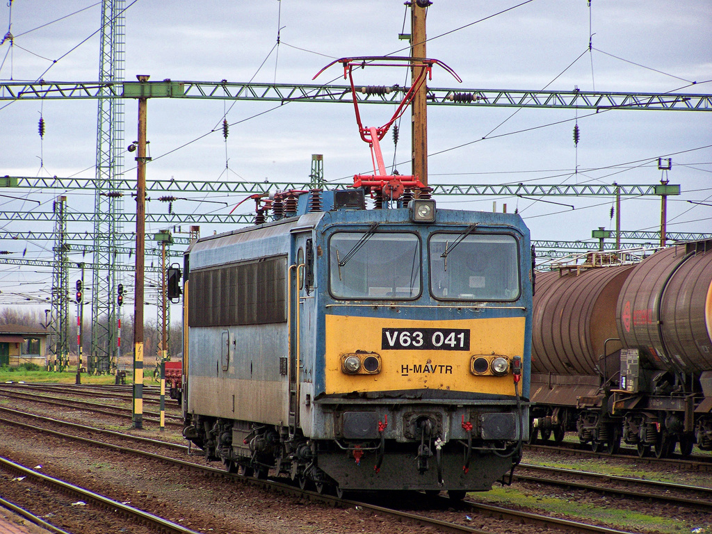 V63 - 041 Dombóvár (2010.11.09)04.