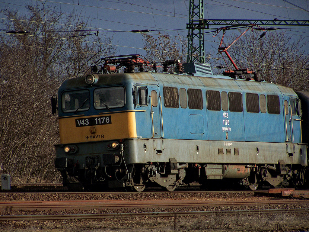 V43 - 1176 Kelenföld (2011.03.14)02