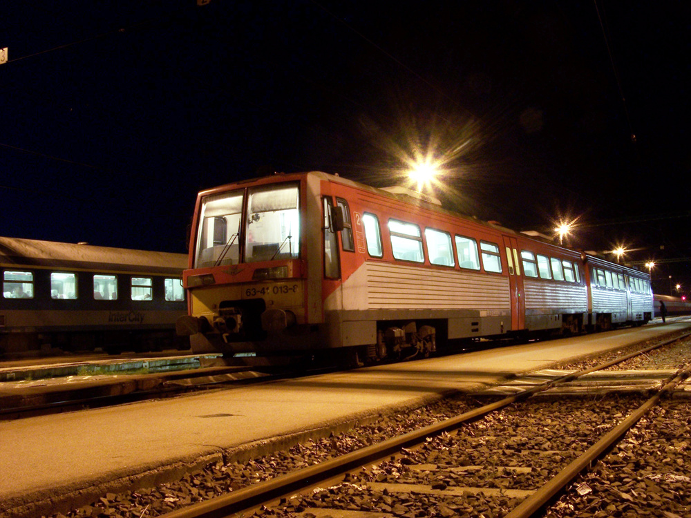 6341 013 - 0 Sárbogárd (2011.03.24).