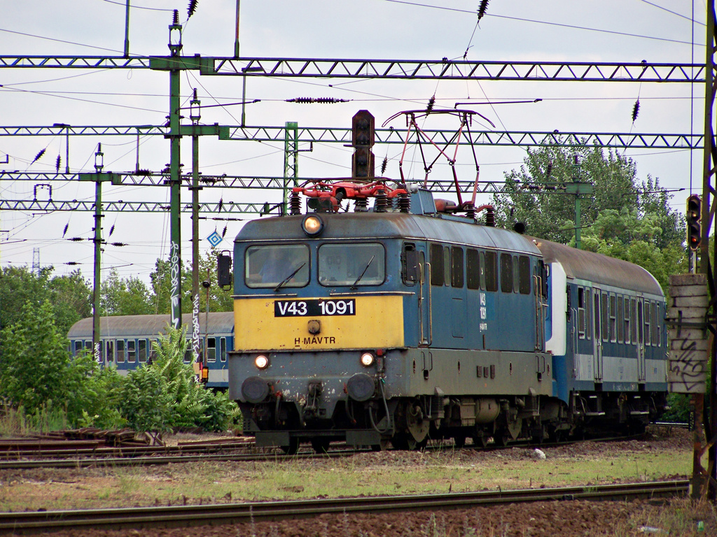 V43 - 1091 Kelenföld (2011.07.30)02