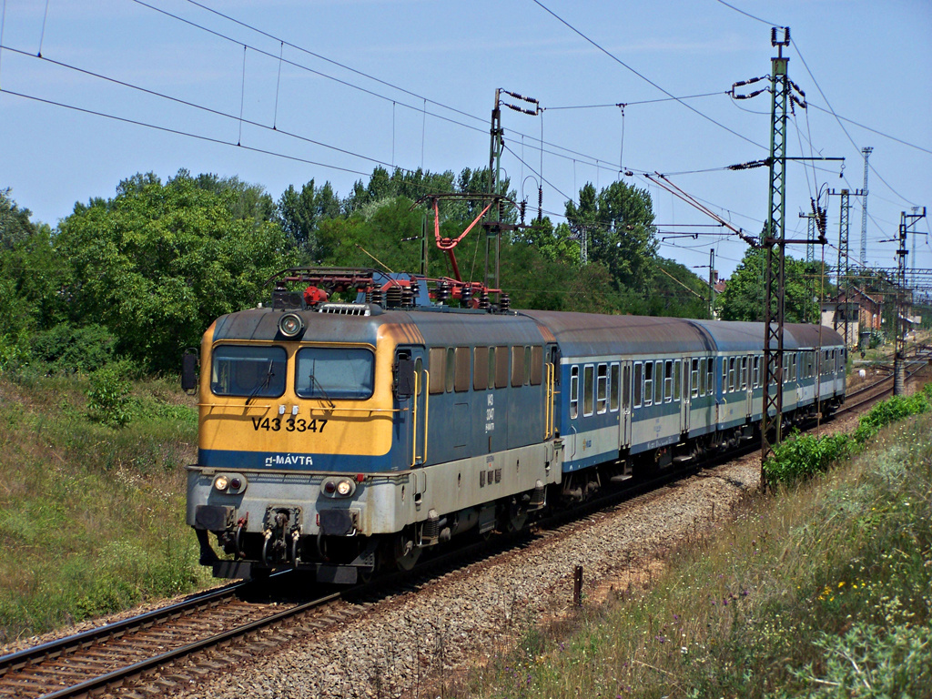 V43 - 3347 Pusztaszabolcs (2011.07.11).