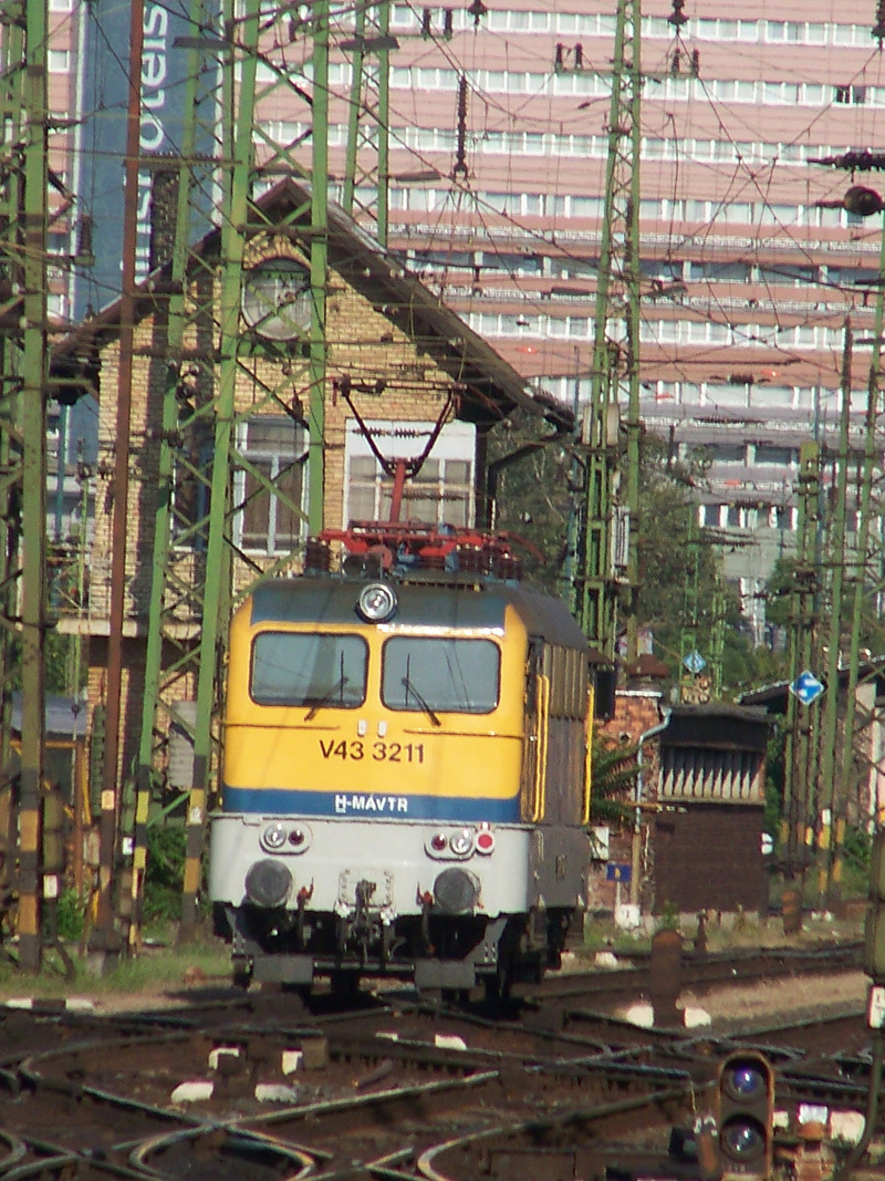 V43 - 3211 BP Keleti (2009.08.18).05.