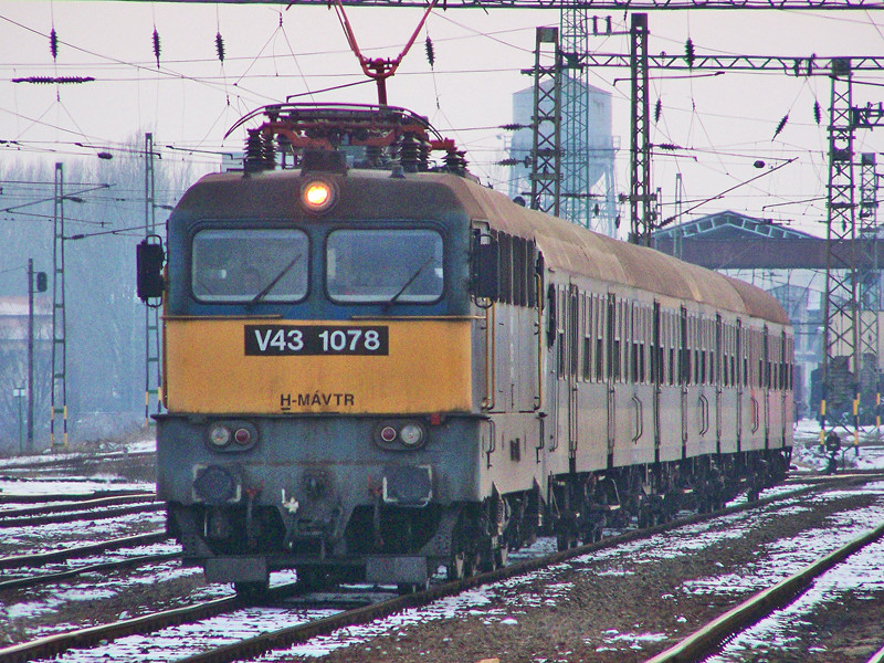 V43 - 1078 Dombóvár (2010.01.25).