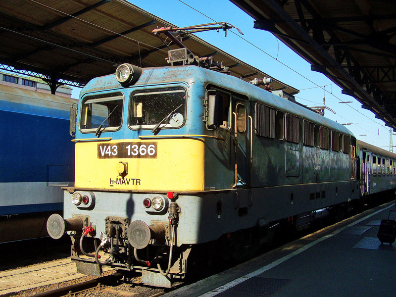 V43 - 1366 BP Keleti (2010.07.09)01.