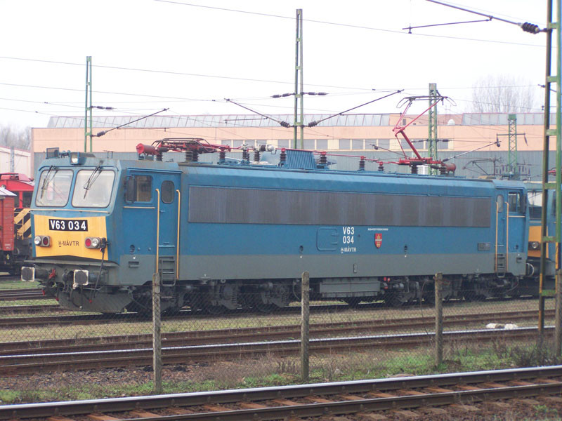 V63 - 034 Dombóvár (2010.03.25).