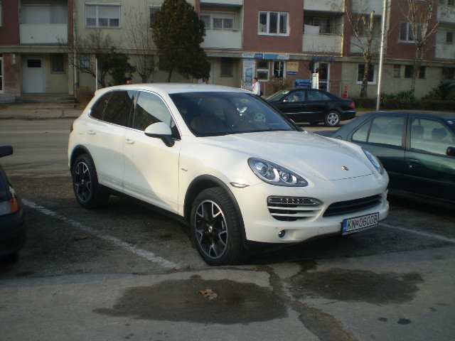 PORSCHE CAYENNE