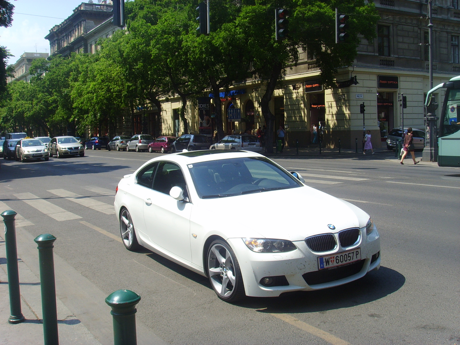 BMW 335 COUPE