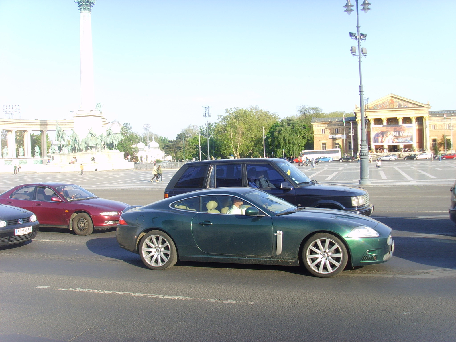 JAGUAR XKR