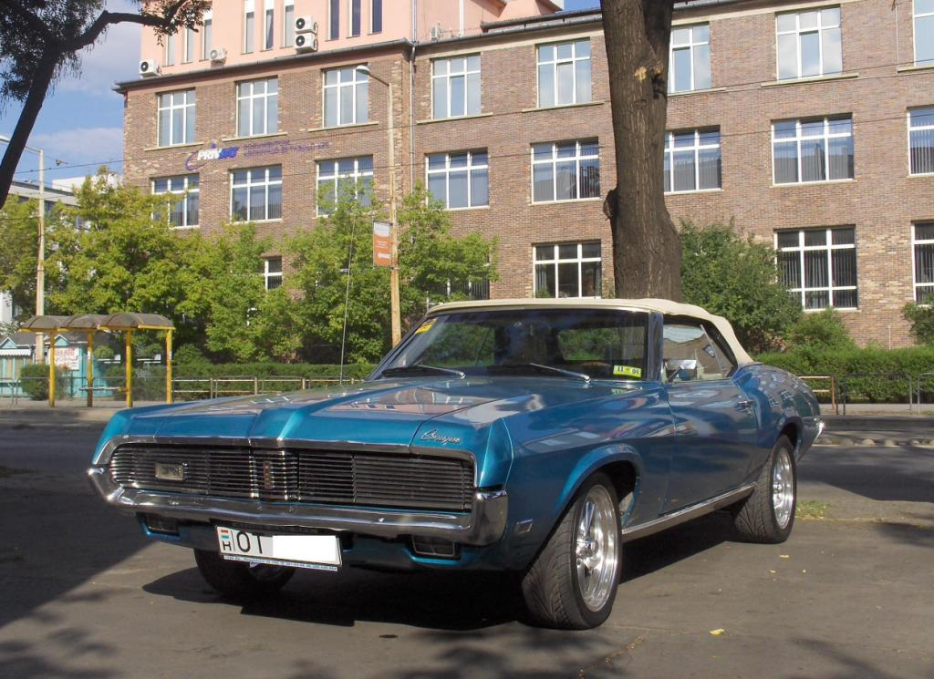 Mercury Cougar