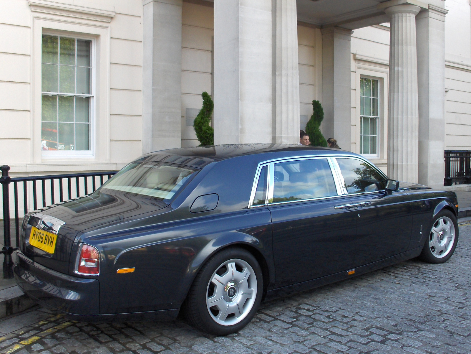 Rolls-Royce Phantom EWB