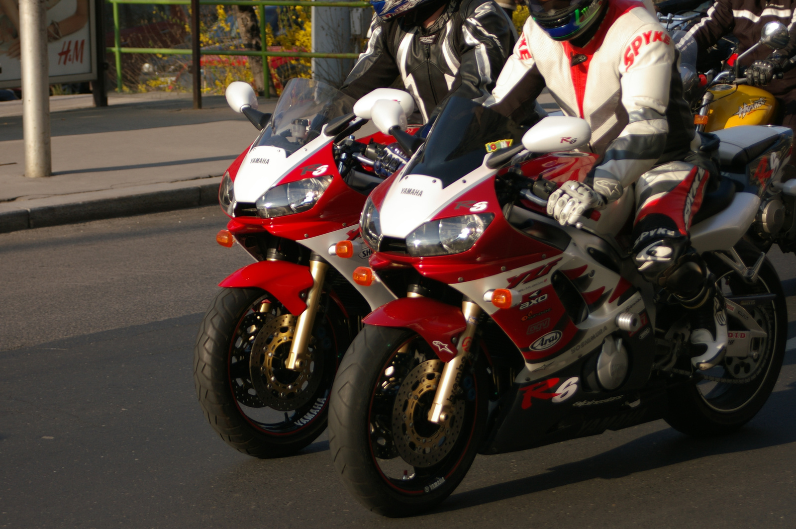 Motoros felvonulás - Yamaha R6