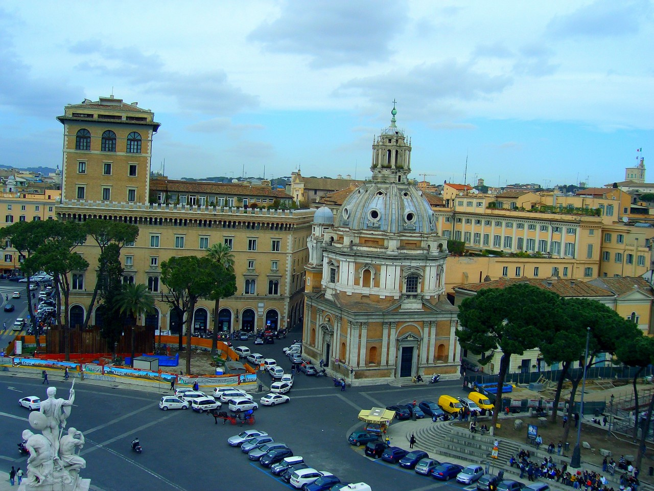 A Piazza Venezia széle