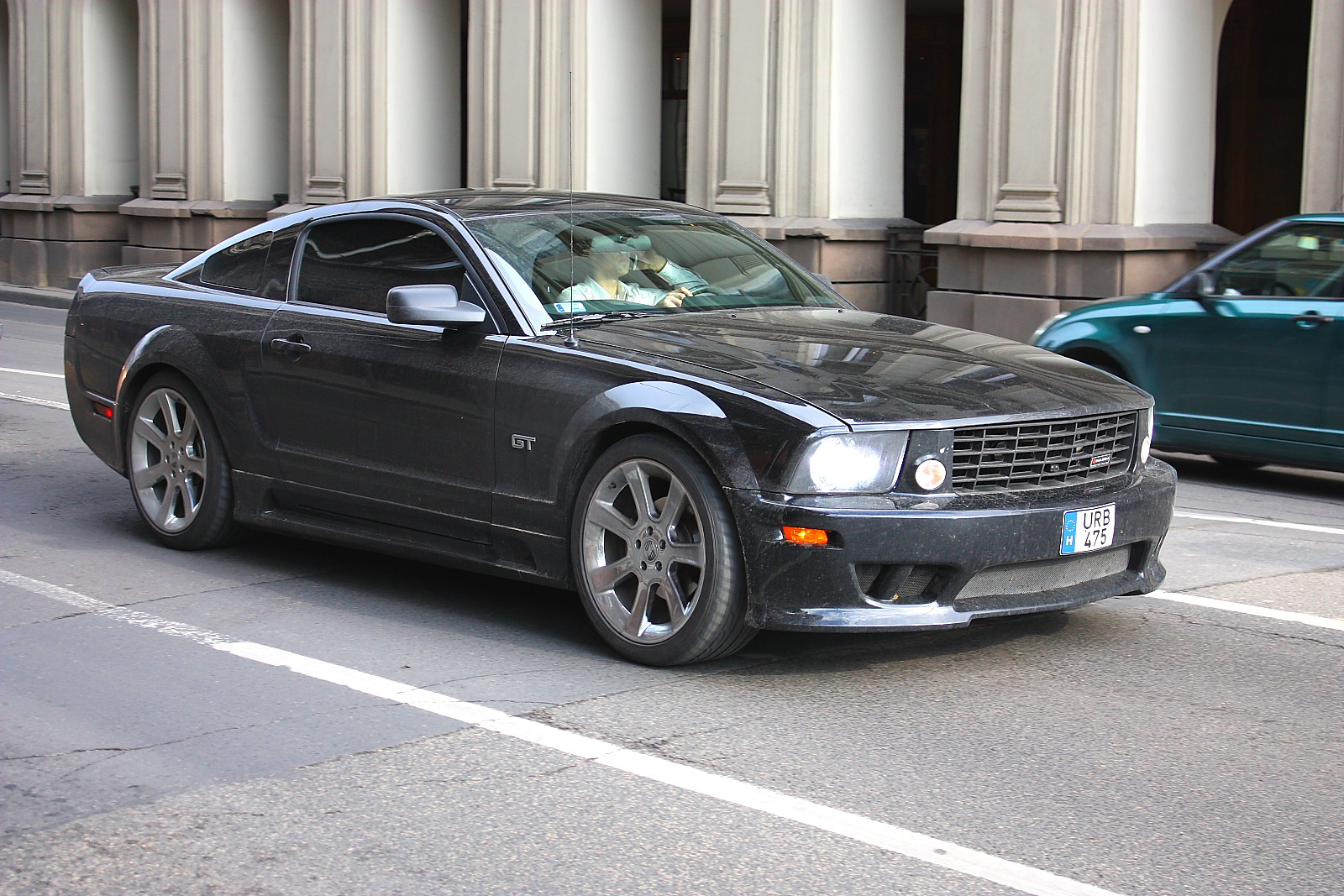 Saleen S281 (Mustang GT)