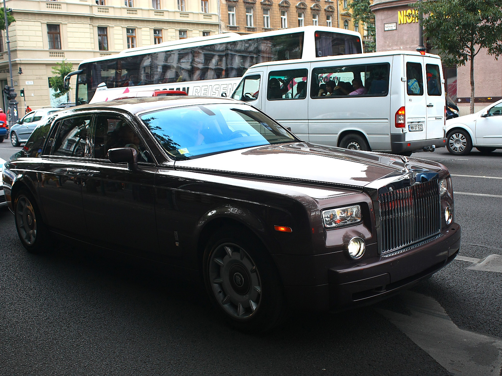 Rolls Royce  Phantom