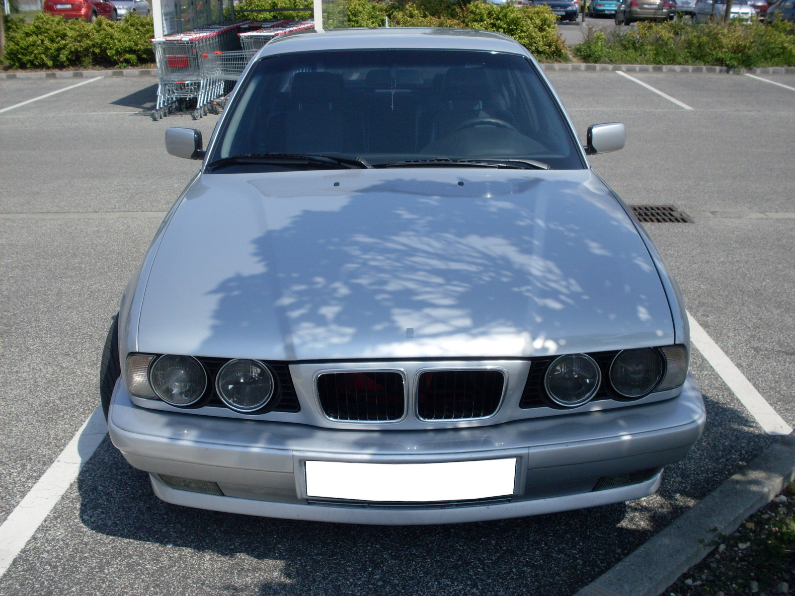 BMW 520i (E34)