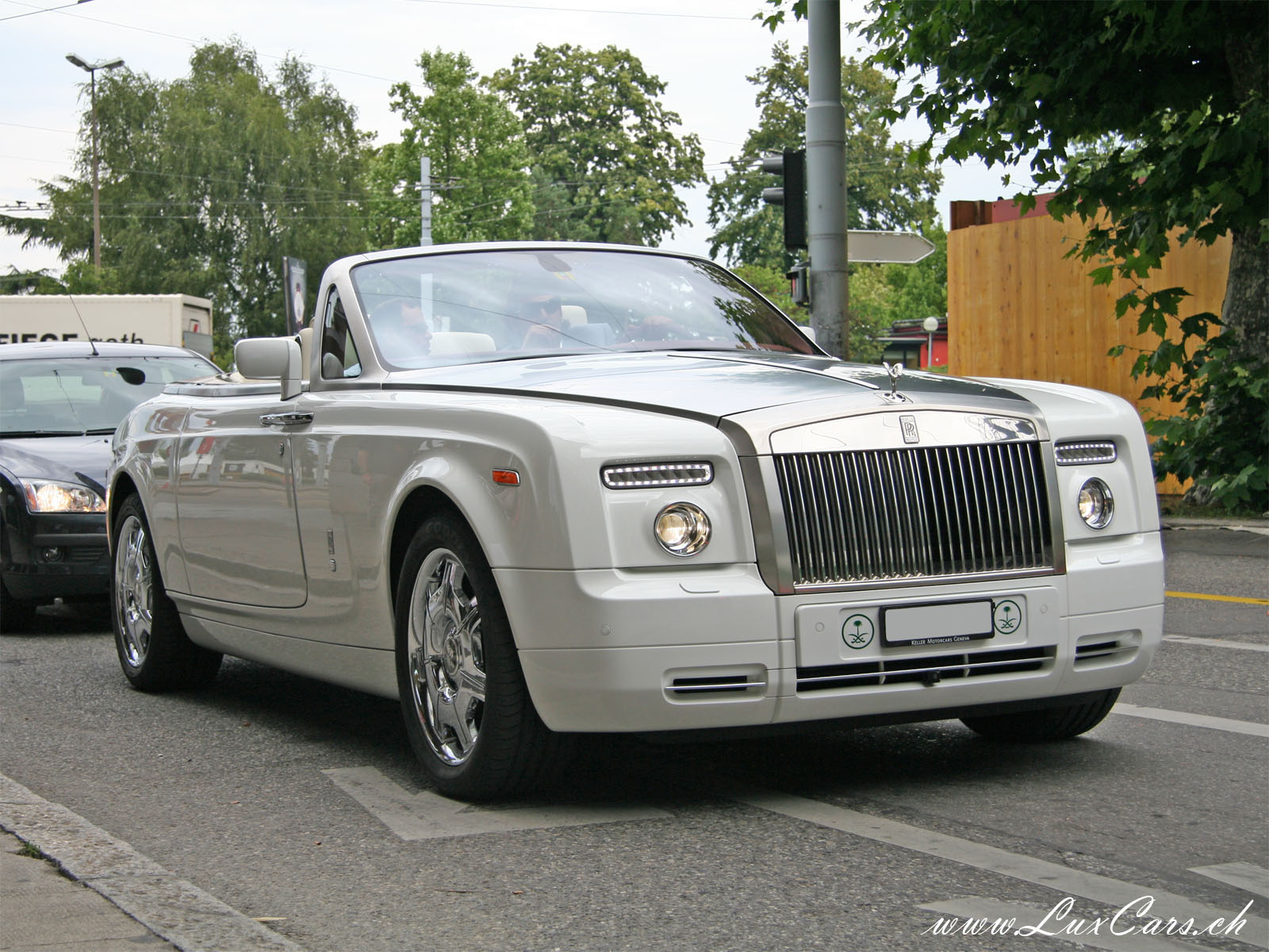 ROLLS ROYCE DROPHEAD CABRIO