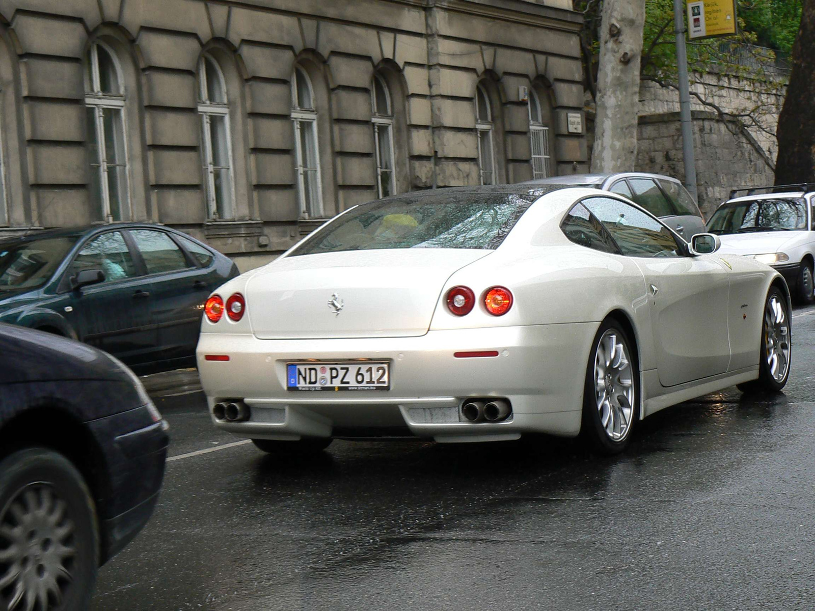 Ferrari 612 052