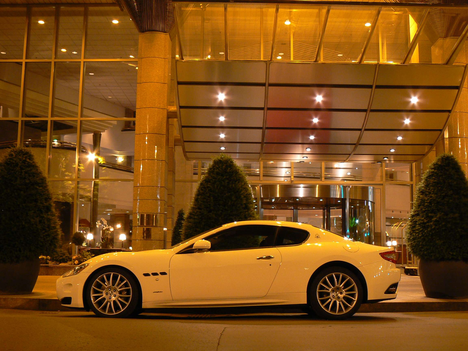 Maserati GranTurismo S Automatic 008