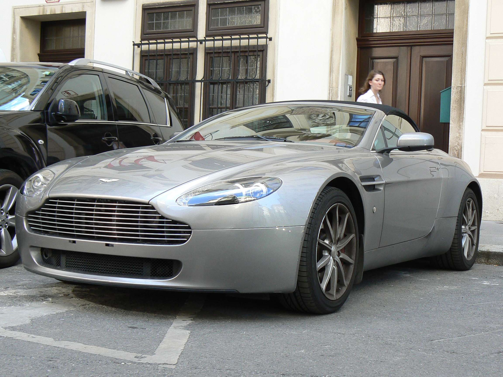 Aston Martin Vantage Roadster